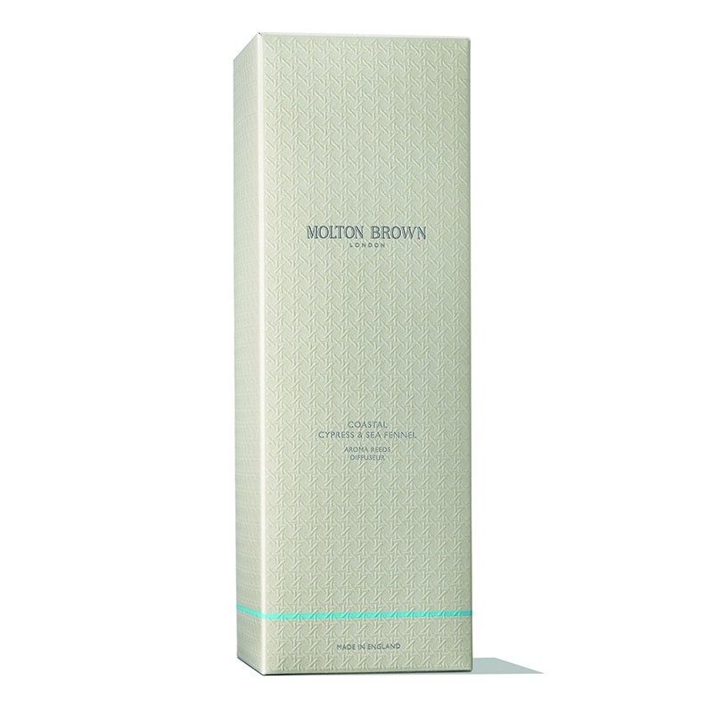 Second image of Molton Brown Coastal Cypress & Sea Fennel geurstokjes